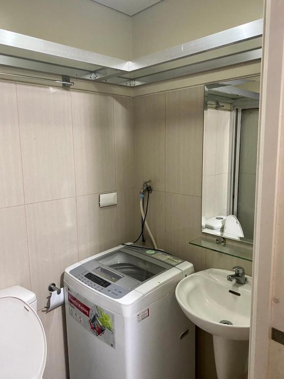 Condotel @ Shell Residences photo