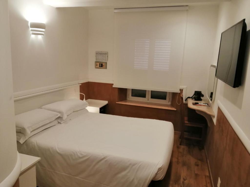 Hotel Verona Rome Photo 36
