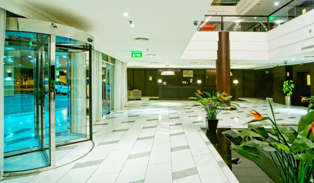 City Seasons Hotel Al Ain photo