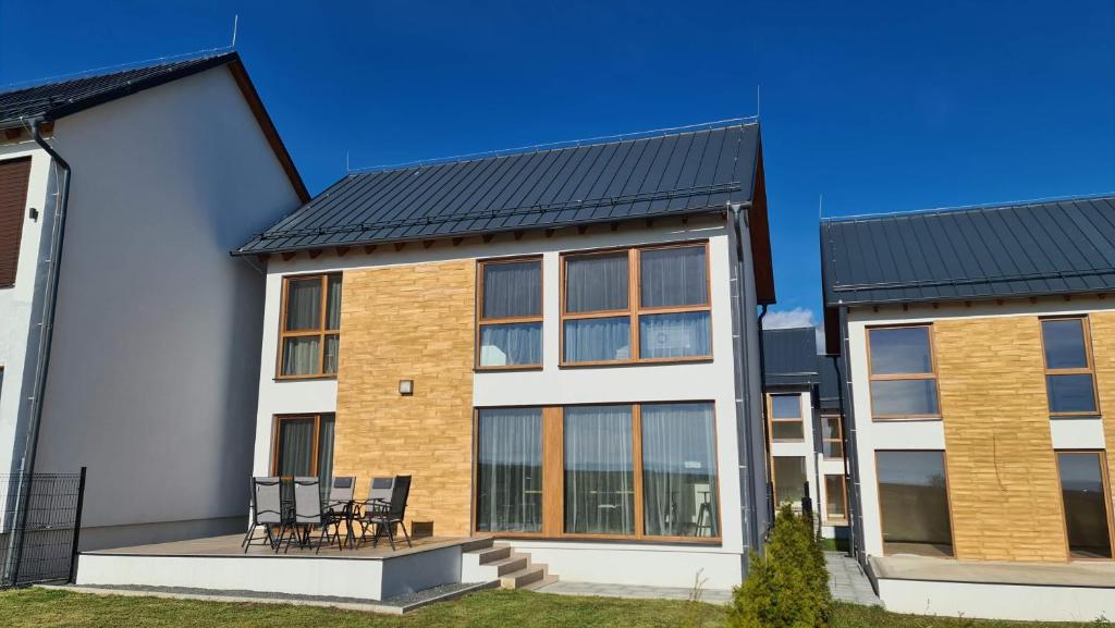 Hakuna Matata, Nová Lesná