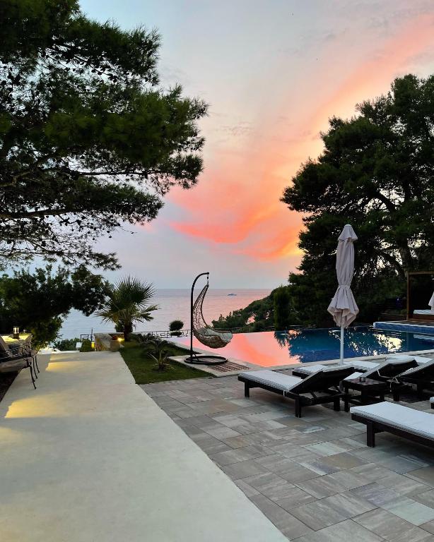 Pino Boutique Hotel - 3