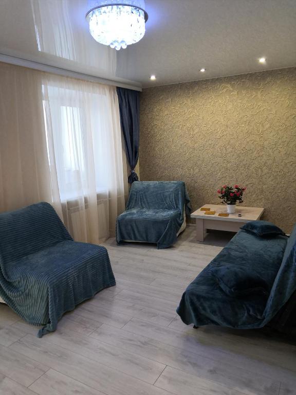 Apartment on Пархоменко 35