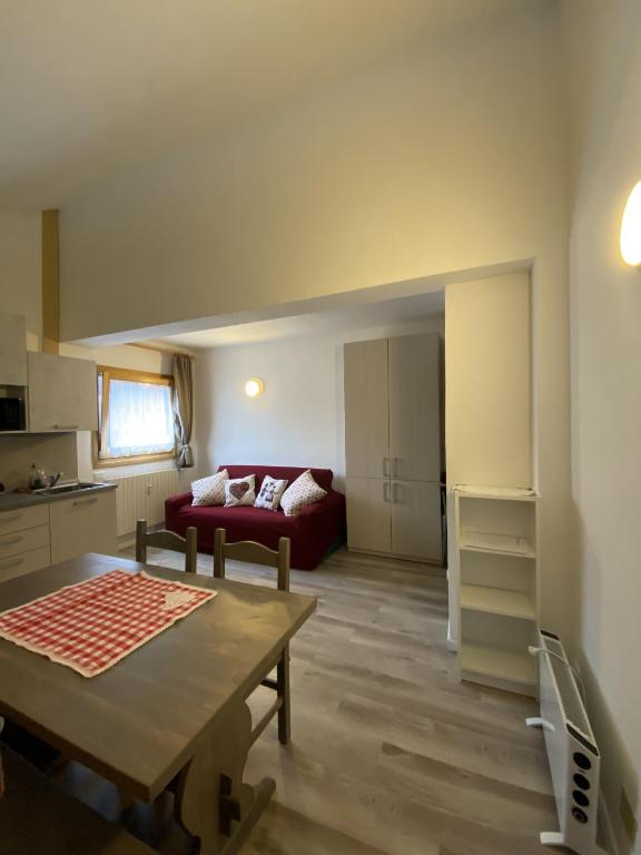 CASA LOLA - 2