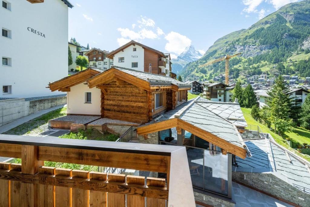 Luxury Residence Colosseo Zermatt photo