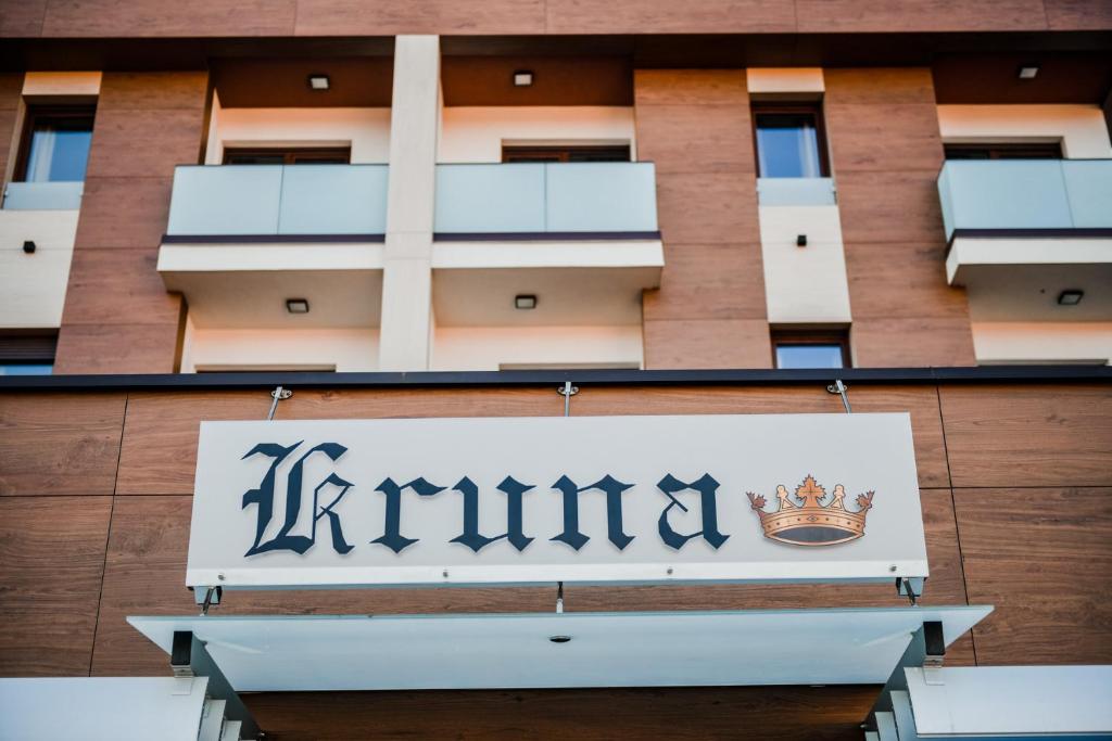 Zlatna Kruna - 3