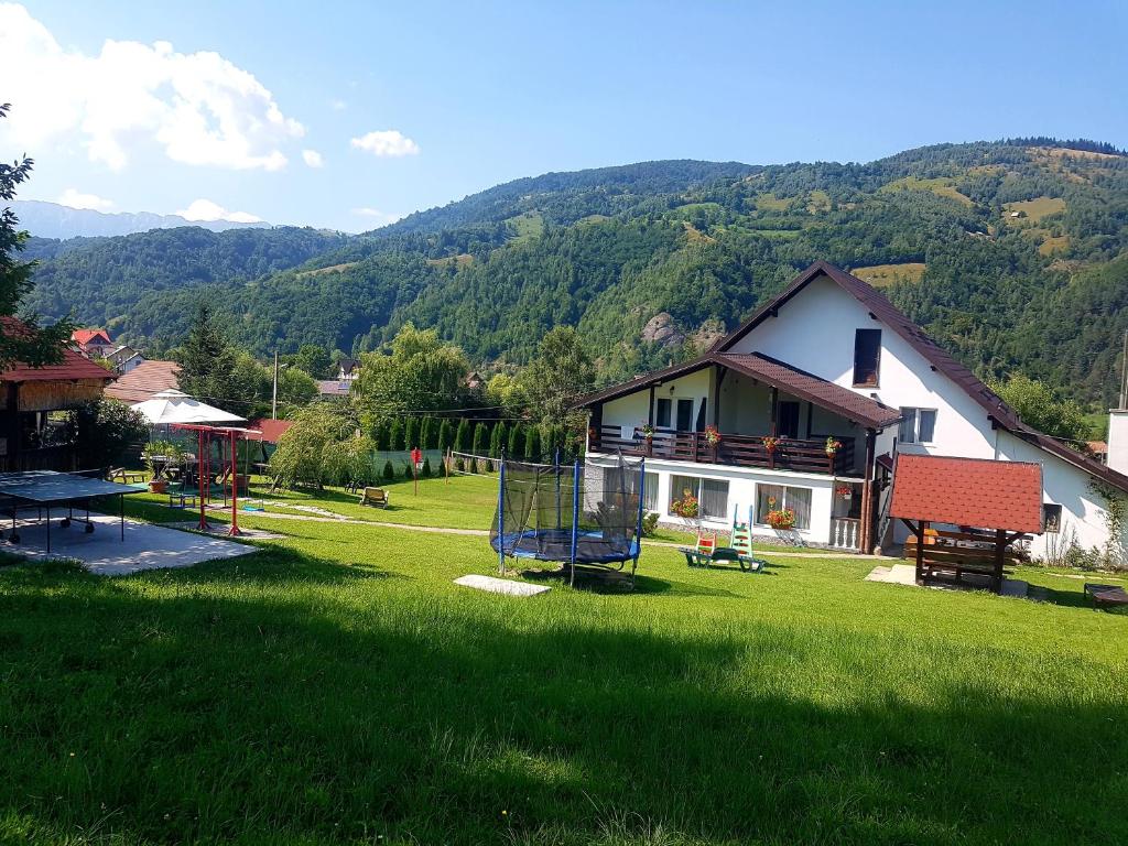 Pensiunea Casa Ady Bran — Hotel in Bran