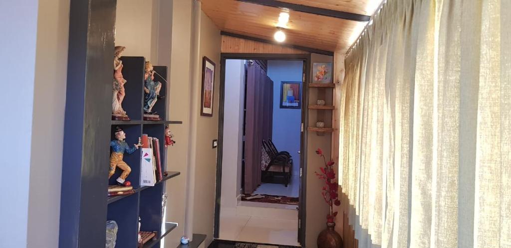 2BHK Hill View Villa in Woods photo