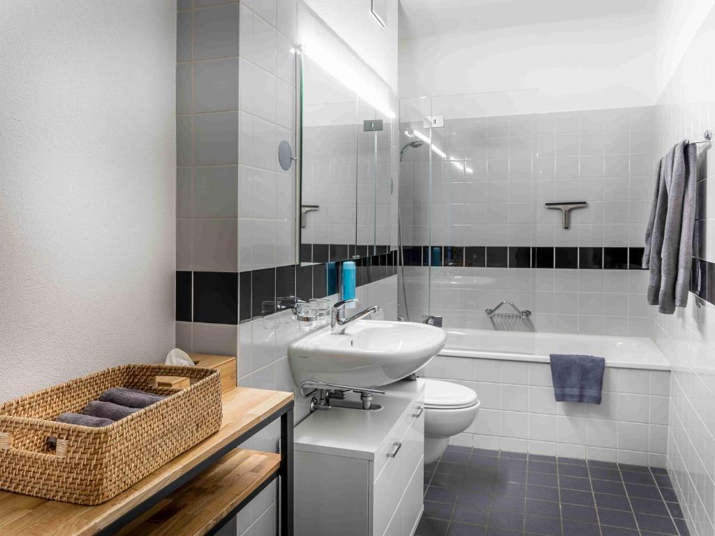 OfficeWerft Business-Apartments photo