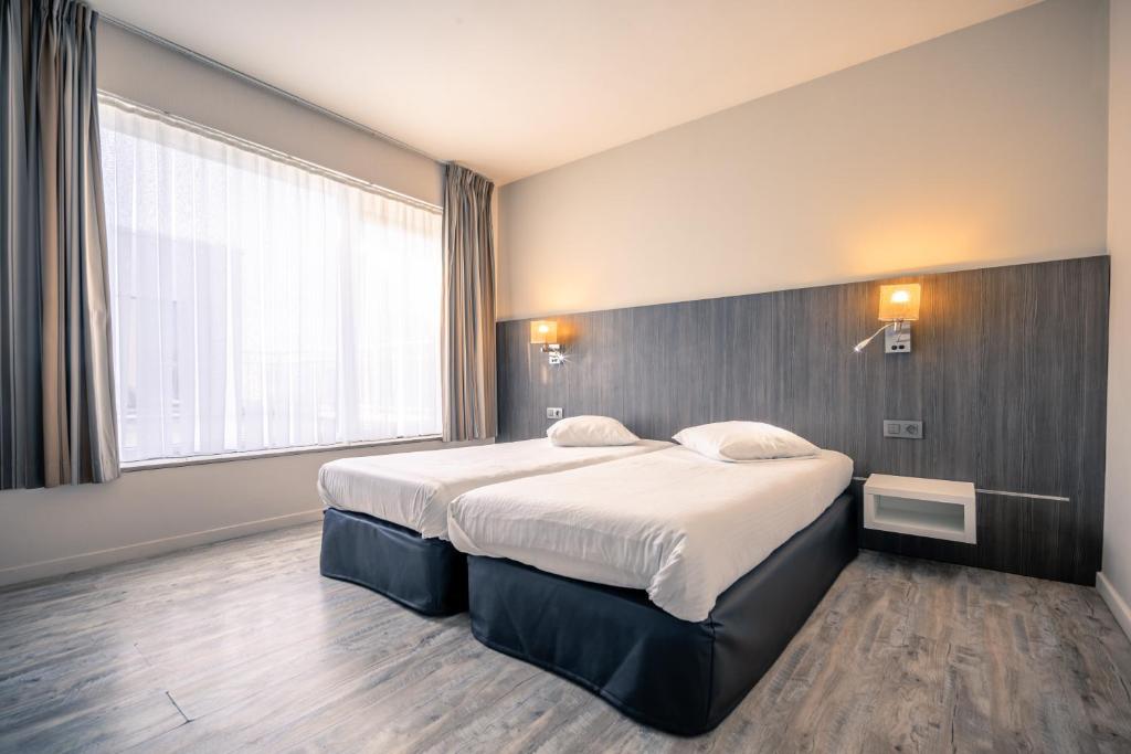 Ostend Hotel Royal Astrid room