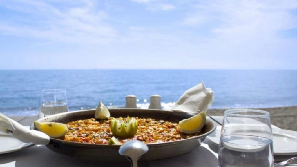 BEACHFRONT APARTMENT In LA CALA DE MIJAS - 5