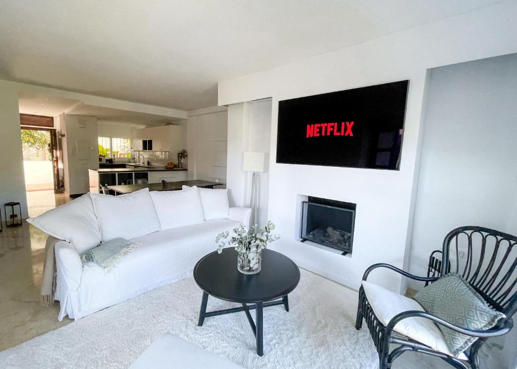 Enjoy Marbella in a TOP Location Near the Beach - 1