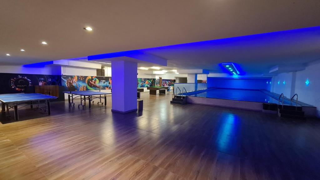 Galaxy Club & Hotel photo