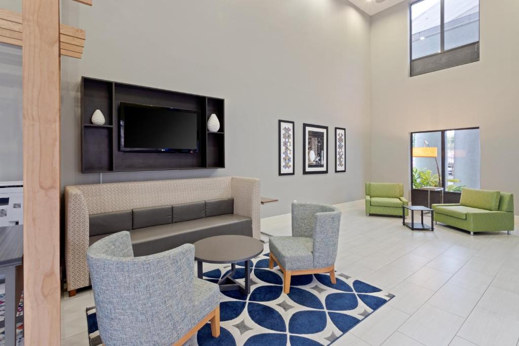 Holiday Inn Express Hotel & Suites Lake Placid photo
