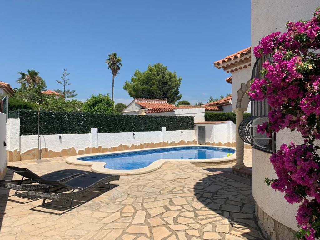 Villa Sonrisa de Oro - private swimming pool - 4