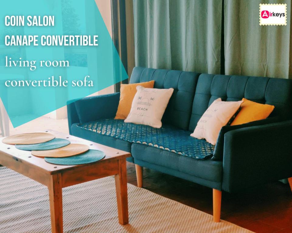 Grand Studio Azur - Idéal Couple en Escapade Vieil Antibes - Terrasse - Climatisation - WIFI HD - Plage Gravette & Gare SNCF 5min à pied - Port Vauban à pied - VIEILLE VILLE - 3