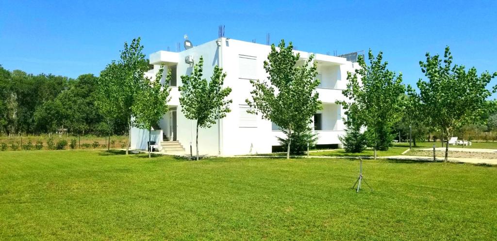 Riviera Inn apartments - 4