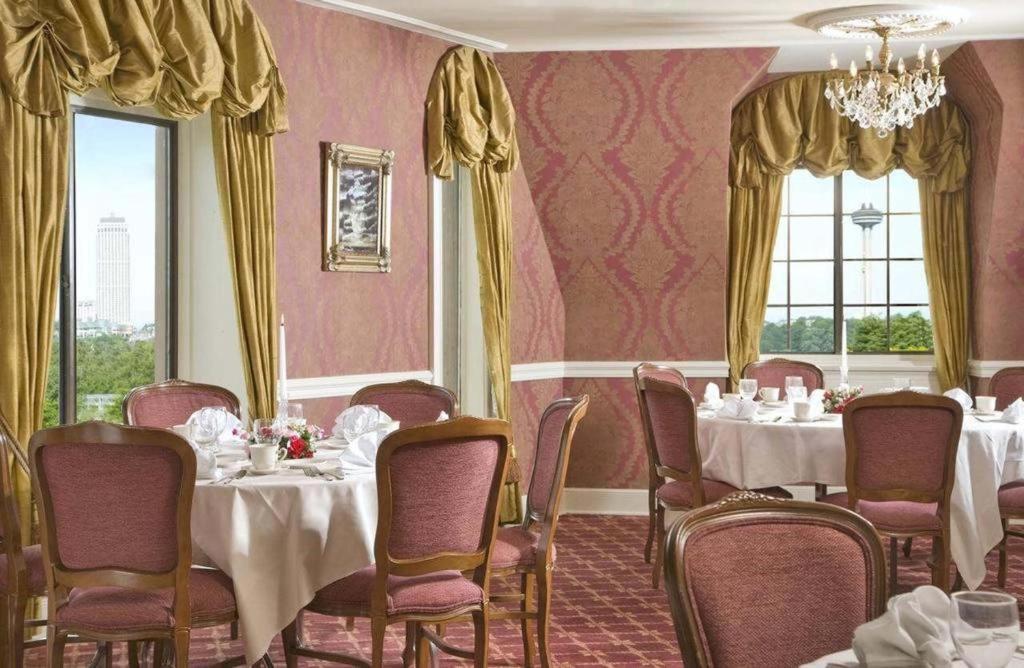 Meeting room / ballrooms, Red Coach Inn in Niagara Falls (NY)
