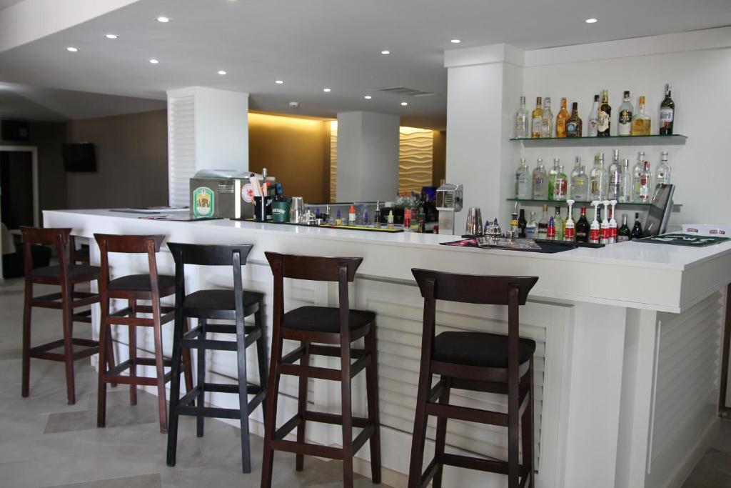 Luna Beach Hotel - All Inclusive — Restaurant & bars in Golden Sands, Varna Region