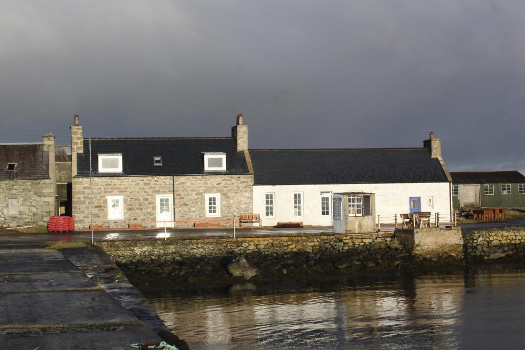 The Uyeasound Old Pier Cottage, Belmont