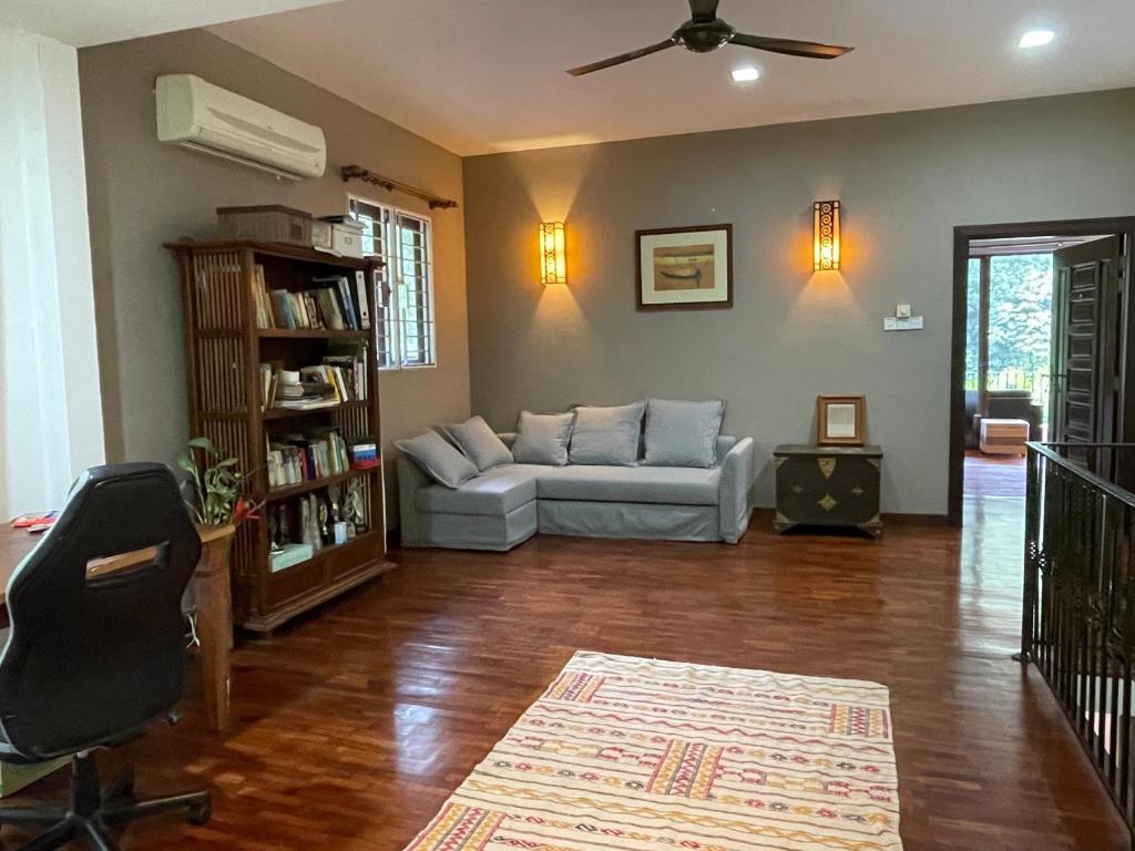 Purimai Jungle House in the heart of Kuala Lumpur photo