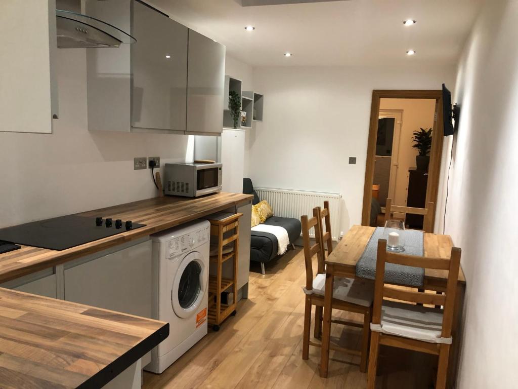 Modern apartment in Bexley - 25 minutes from central London photo