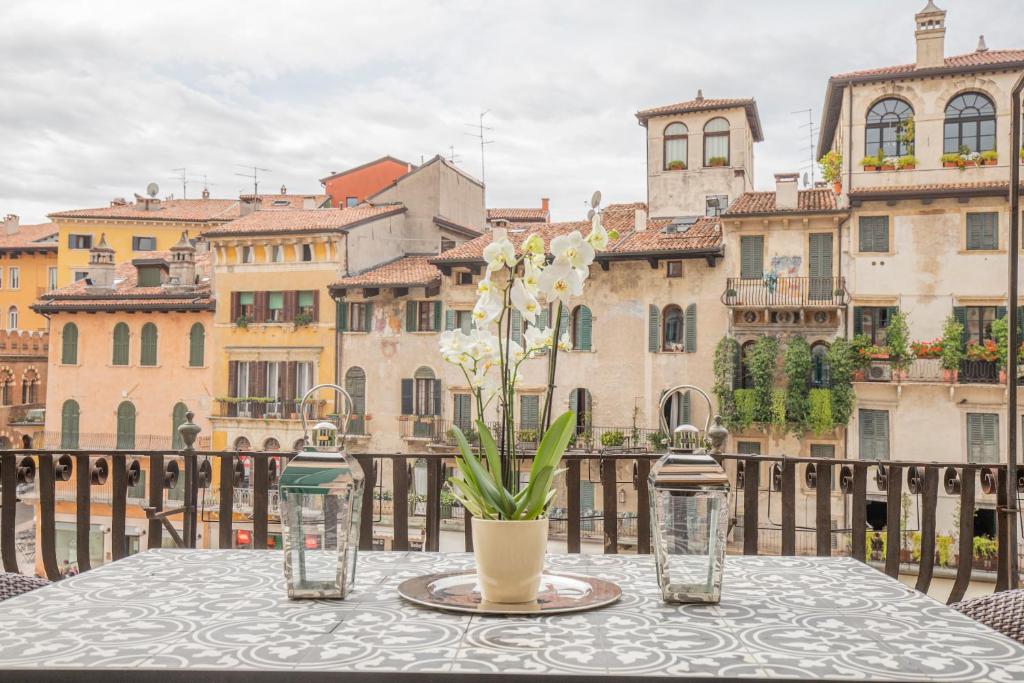 Corte Realdi Suites Piazza Erbe photo
