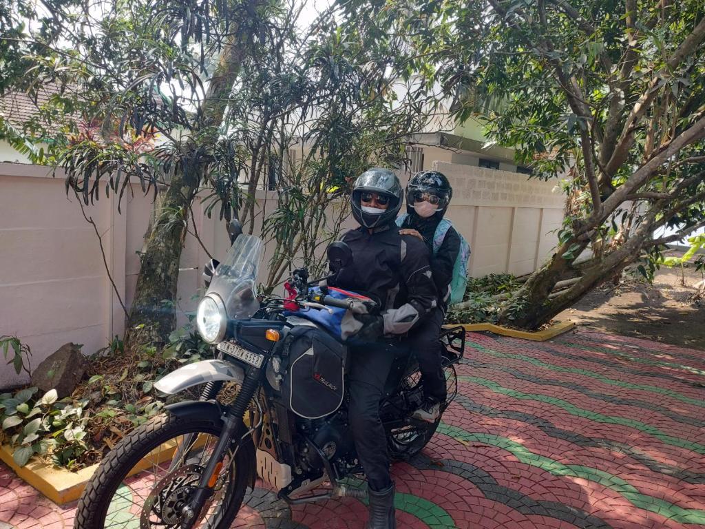 West Wind Homez - Home Stay photo