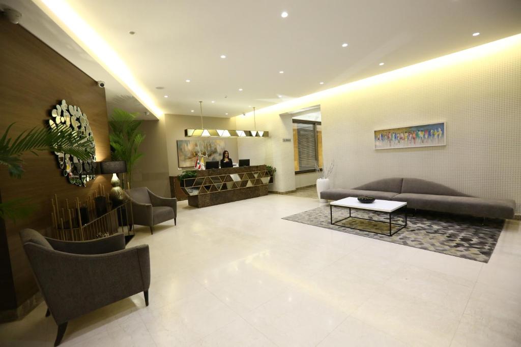 The Ray Hotel and Studios photo