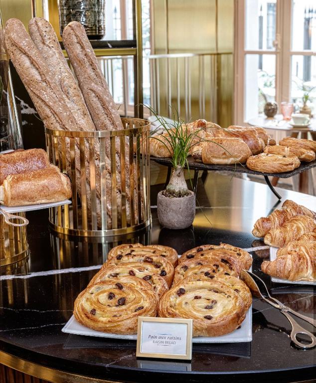 Melia Paris Notre-Dame Photo 4