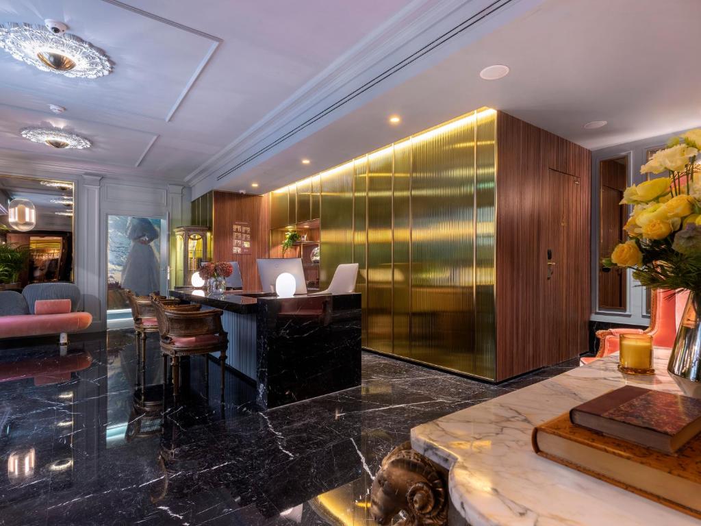 Melia Paris Notre-Dame Photo 13
