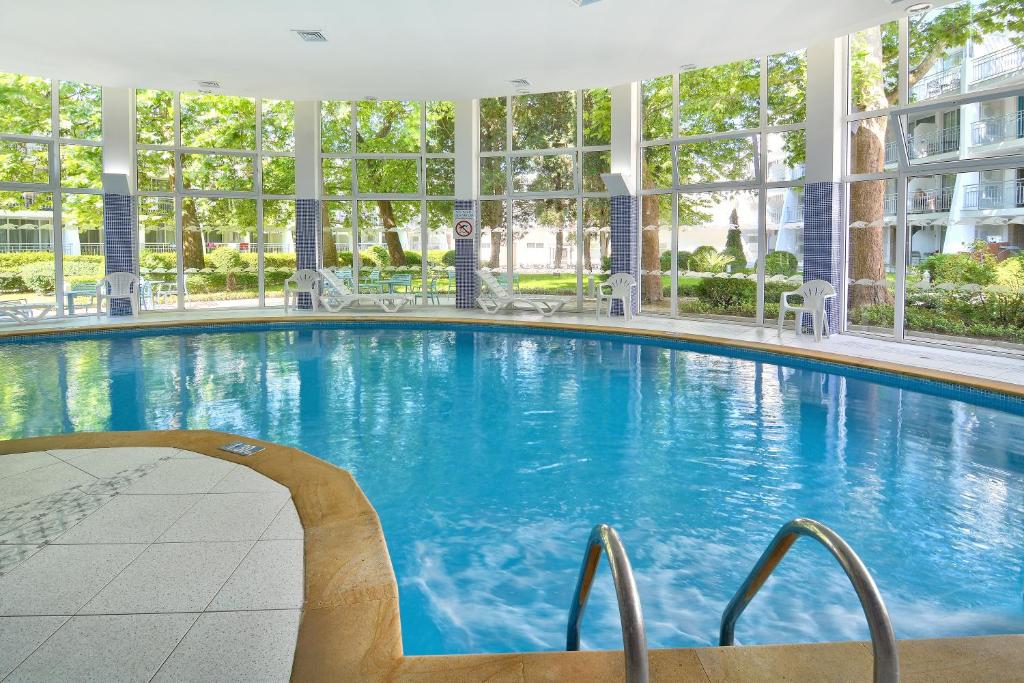 Ralitsa AquaClub Hotel & Aquapark — Swimming pool in Albena, Dobrich