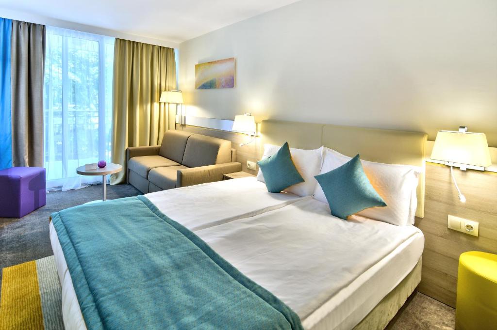 Ralitsa AquaClub Hotel & Aquapark — Hotel rooms in Albena, Dobrich