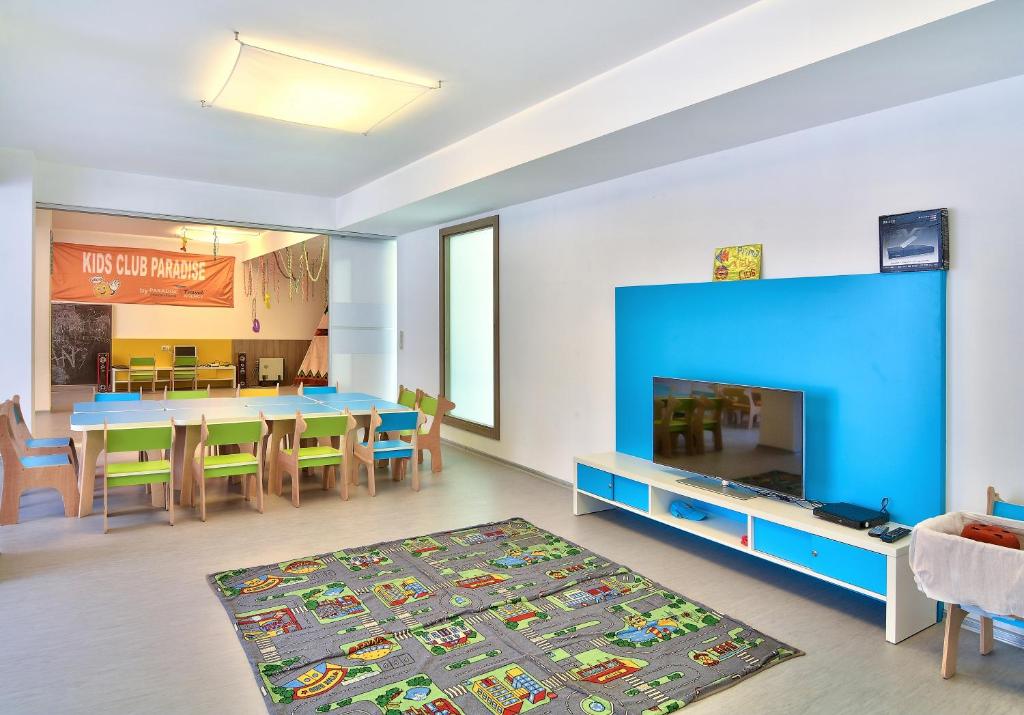 Ralitsa AquaClub Hotel & Aquapark — Attractions for children in Albena, Dobrich