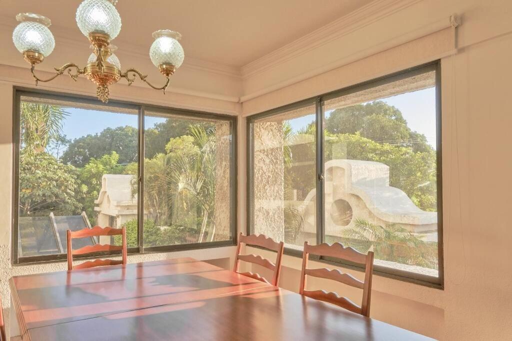 Departemento totalmente amoblado y equipado de 3 dormitorios con aire en toda las áreas + parqueo para 2 movilidades - 3