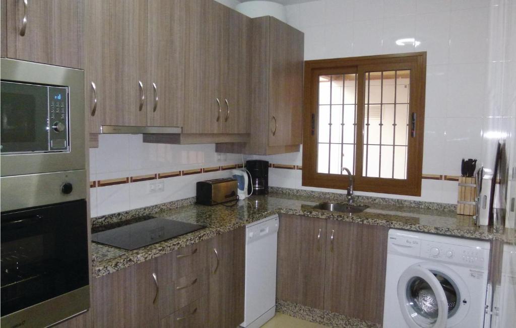 3 Bedroom Awesome Home In Nerja - 5