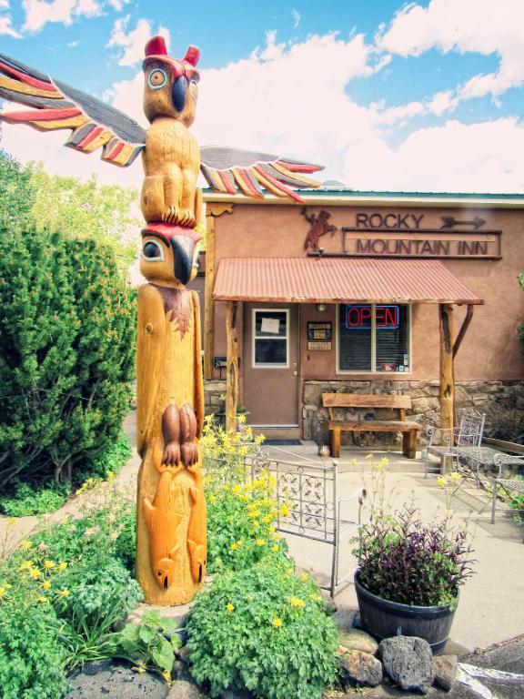 Rocky Mountain Inn photo