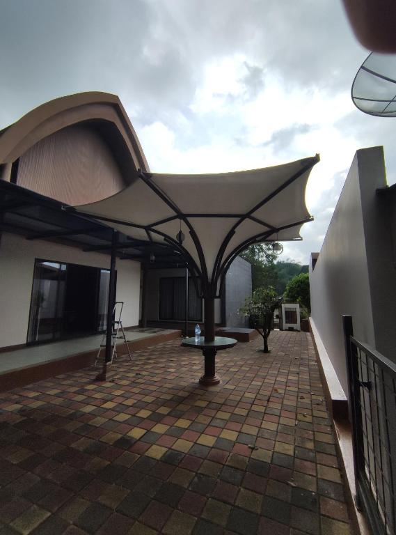 Vimala Hills Villa Semeru Elok 03 photo