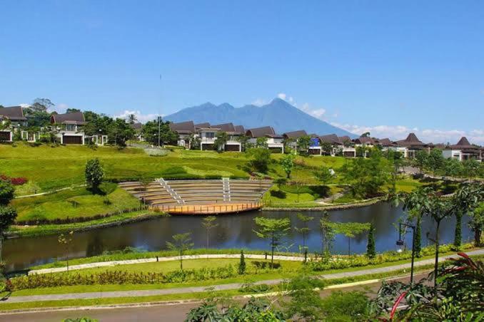 Vimala Hills Villa Semeru Elok 03 photo