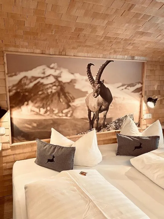 Pension Kreuzeck - Dein Glücksplatz am Lech, hotel in Weissenbach am Lech