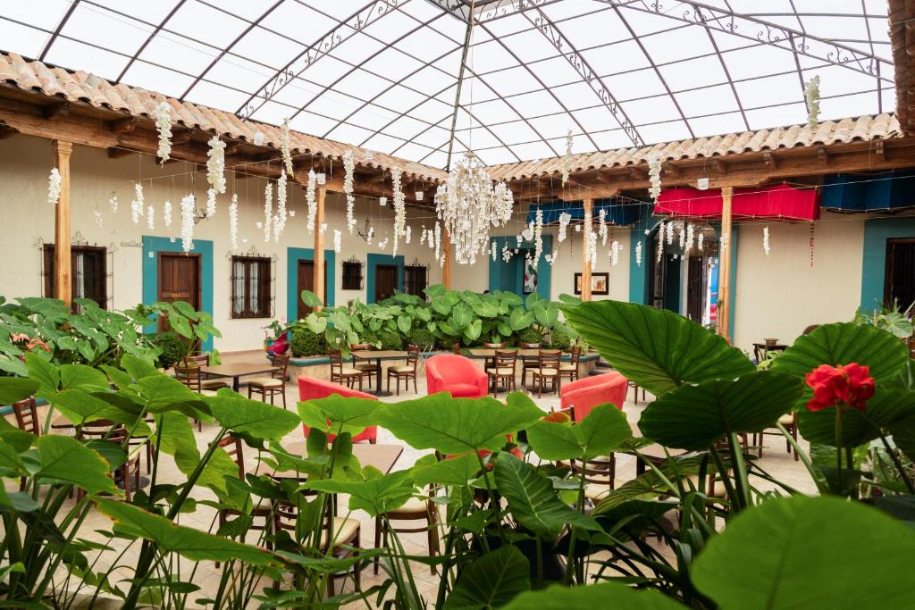 Gran Hotel El Encanto photo