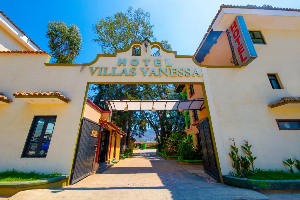 Hotel Y Villas Vanessa - 2