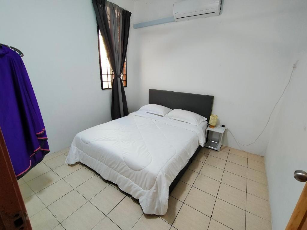 Kak Zai Homestay Port Dickson With Private Pool photo