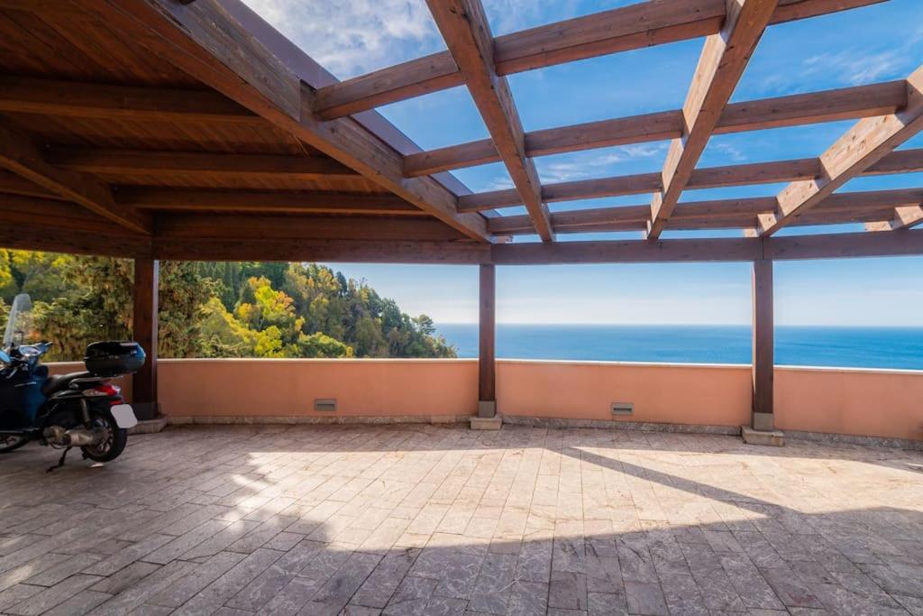 Chalet vista mare a Taormina con parcheggio Paolone House - 5
