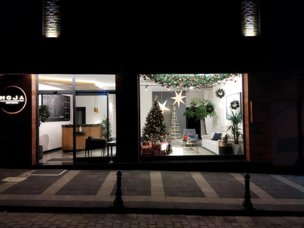 Moja City Hotel photo