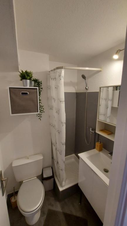 studio quartier plages vue marina - 4