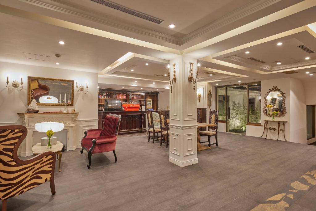 Kyokusui Hotspring Hotel