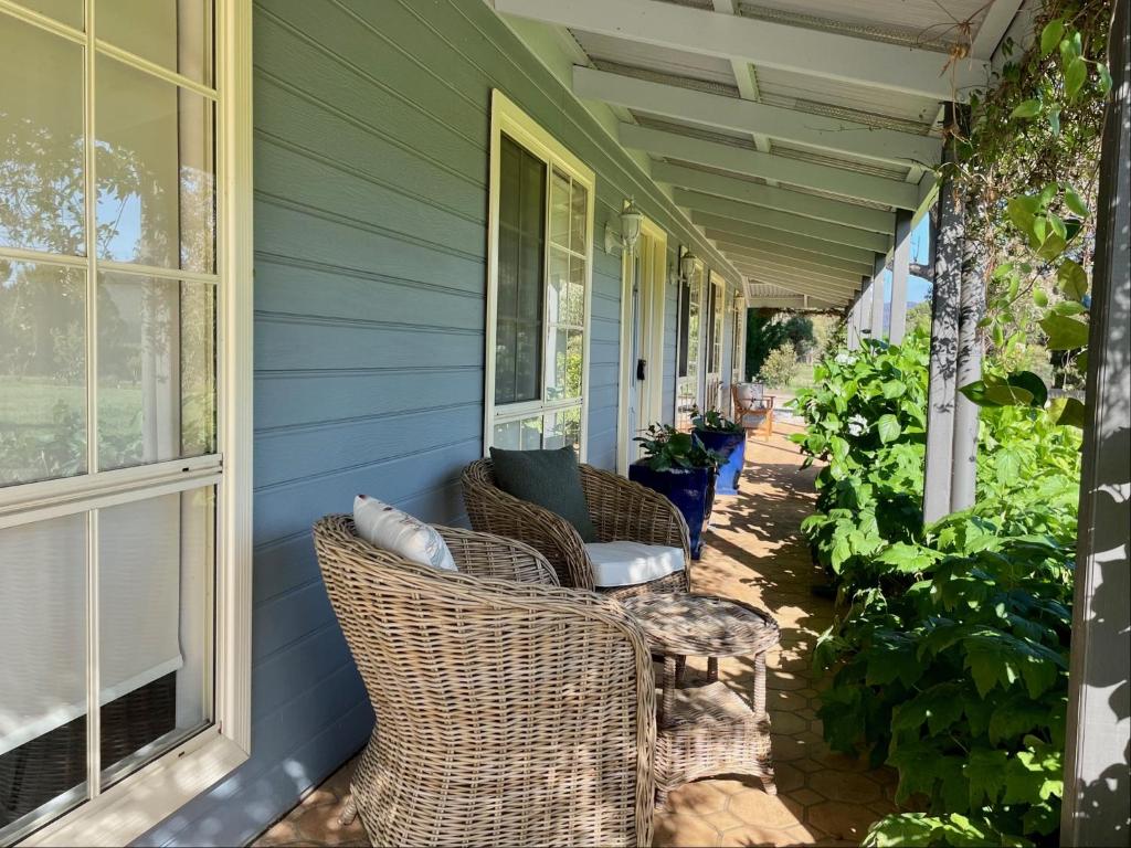 Marigold Cottage - A peaceful mountain getaway photo