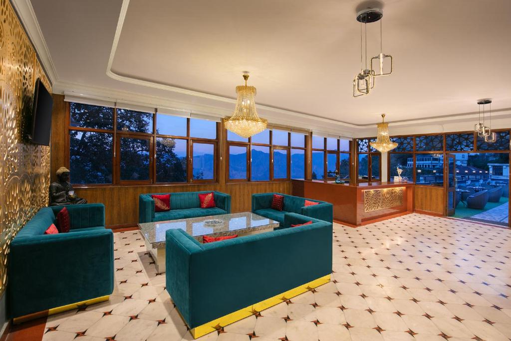 Pride Ashiyana Resort Mussoorie photo