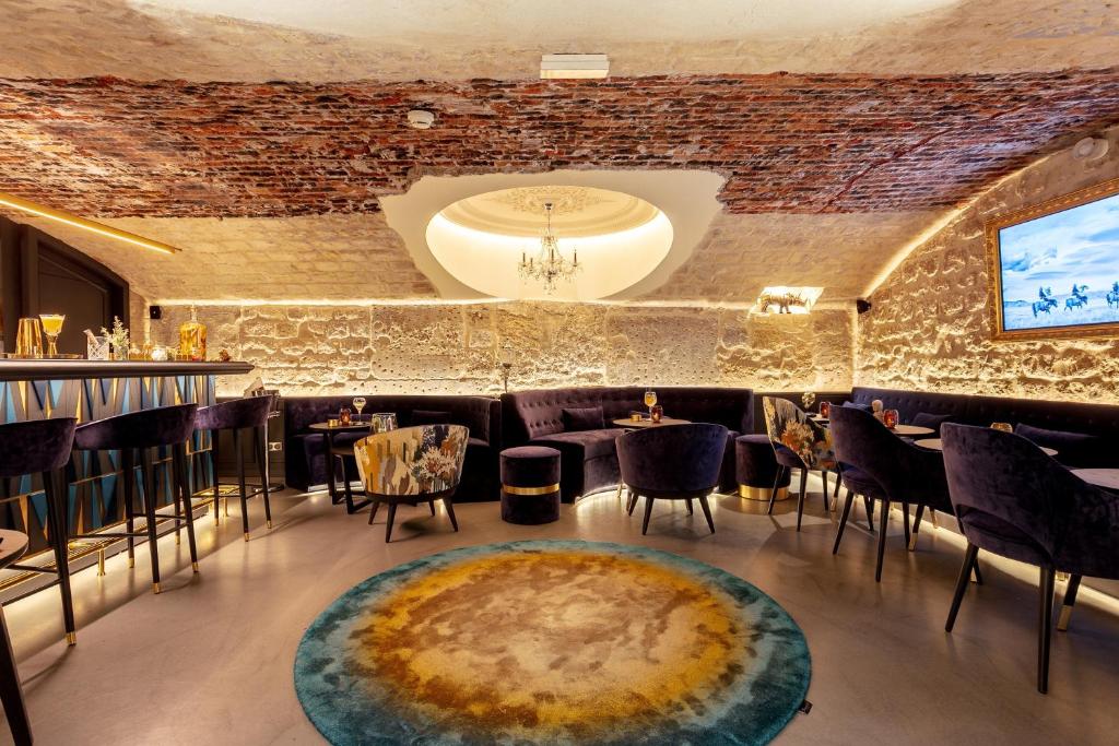 酒吧/Lounge Bar