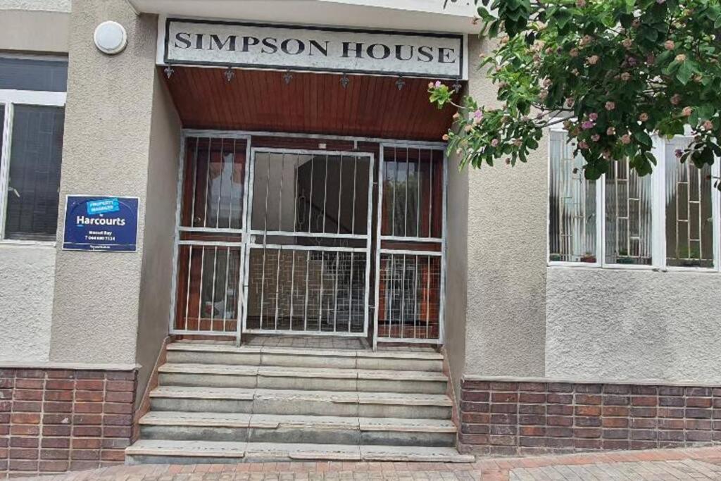 TinyApartment@Mosselbay - Entire 1 Bedroom Apartment Mossel Bay Central photo